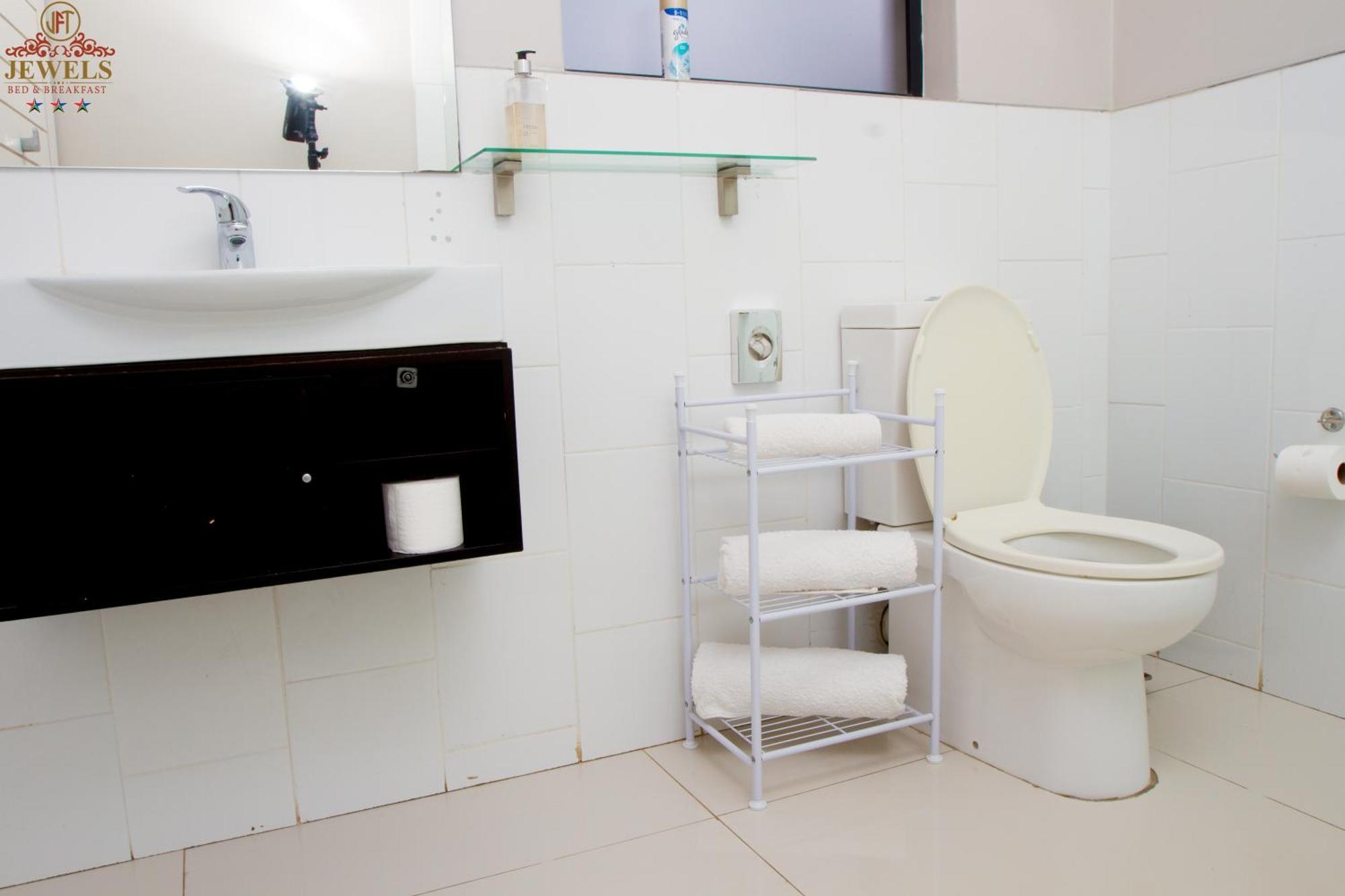Jft Jewels Guest House East London Luaran gambar