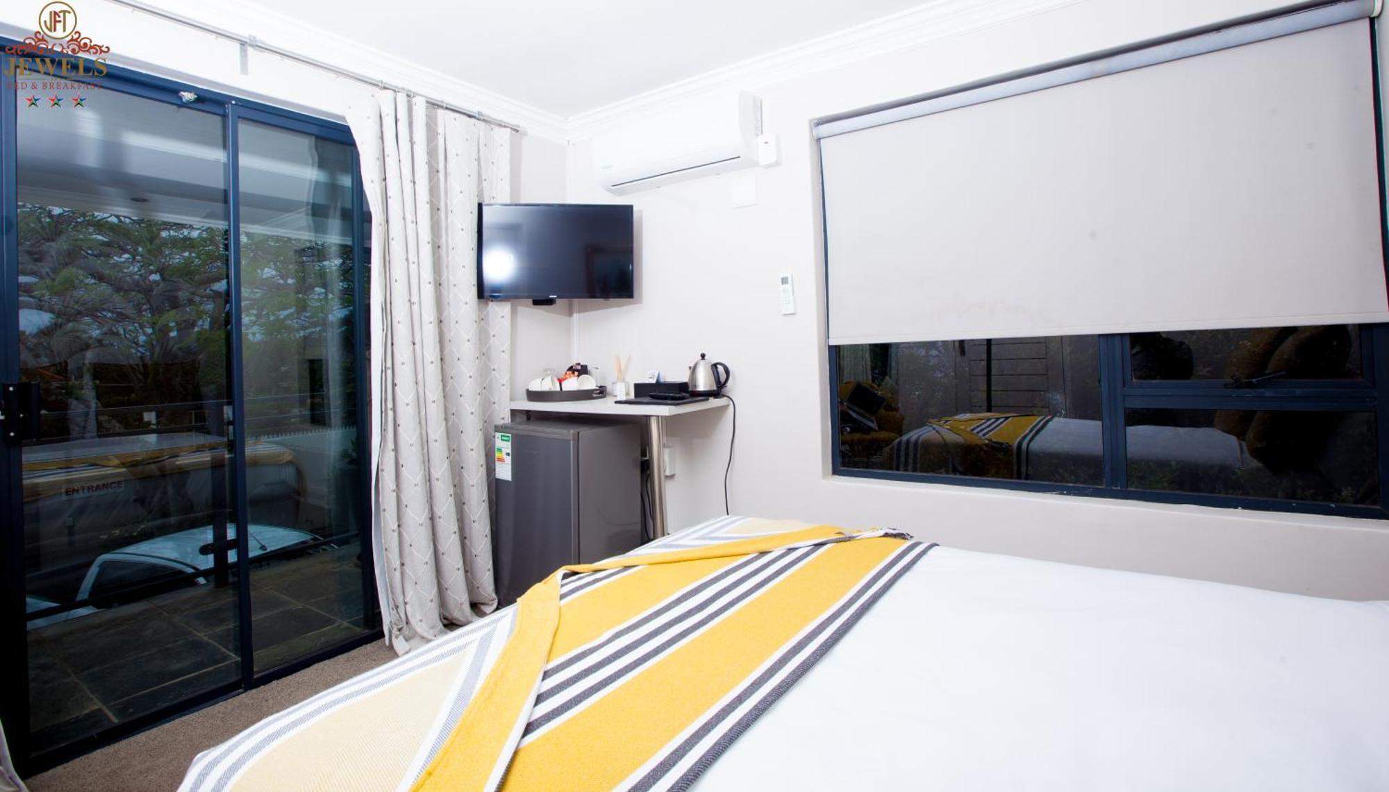Jft Jewels Guest House East London Luaran gambar
