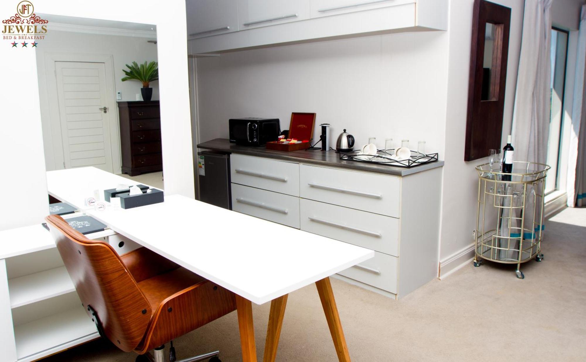 Jft Jewels Guest House East London Luaran gambar